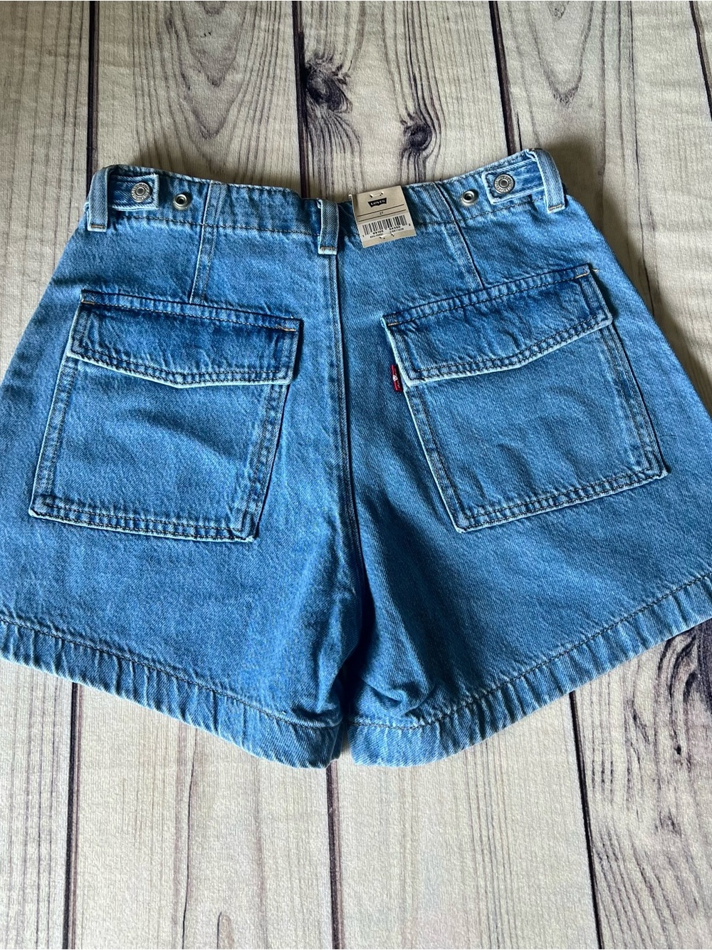 Levi’s Cinch Waist High Rise Utility Denim Shorts - Picture 10 of 11